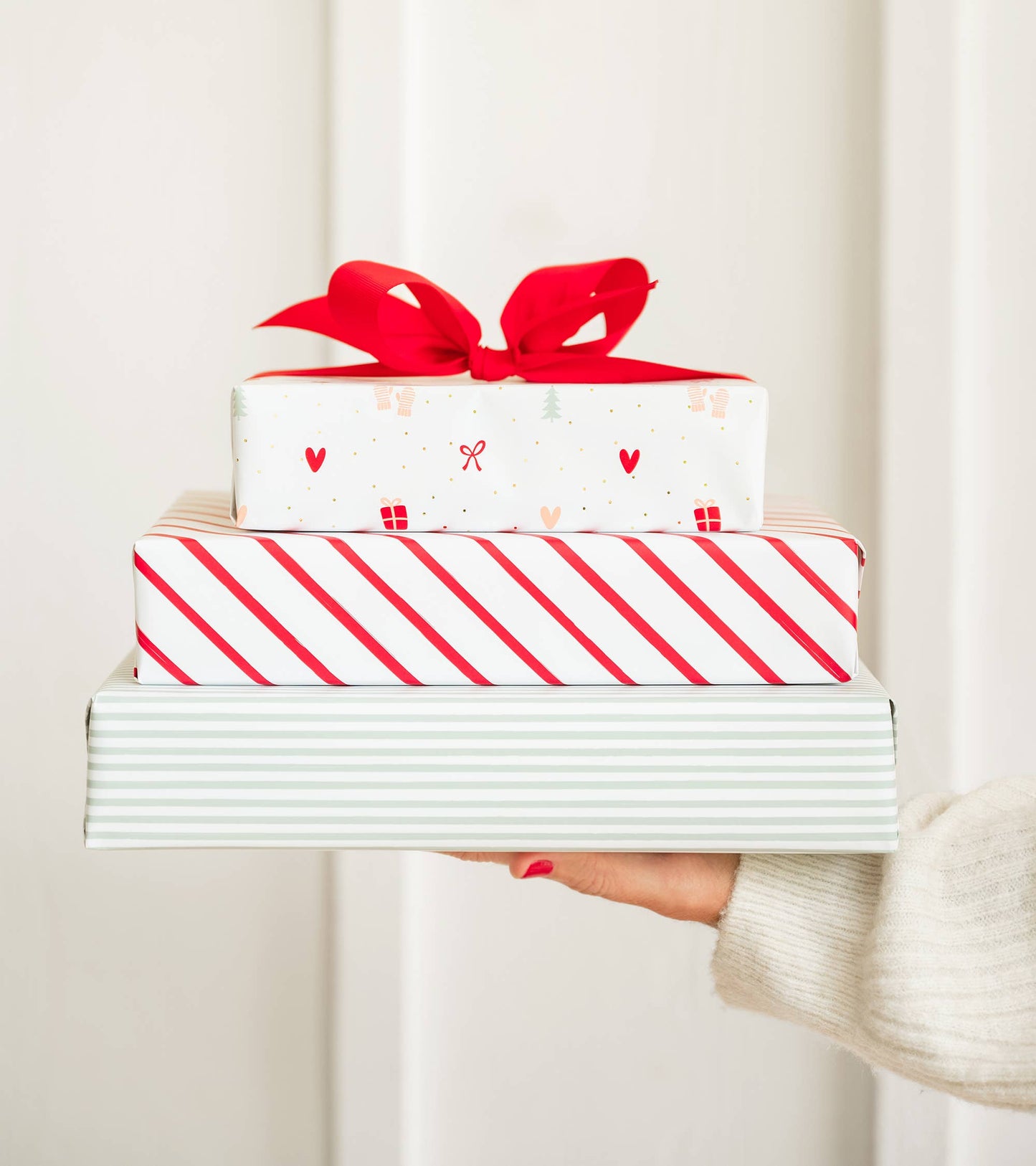 π Red Diagonal Stripe Gift Wrap β Single Sheet (20" x 30") with Gridline Backing