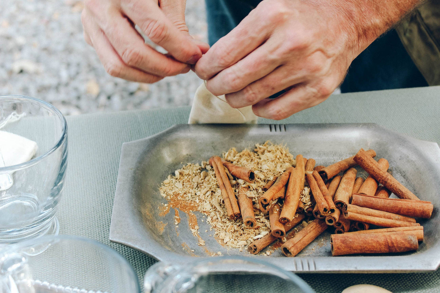 Oliver + Pluff | Cider Spices Wassail - 1 Gallon Package