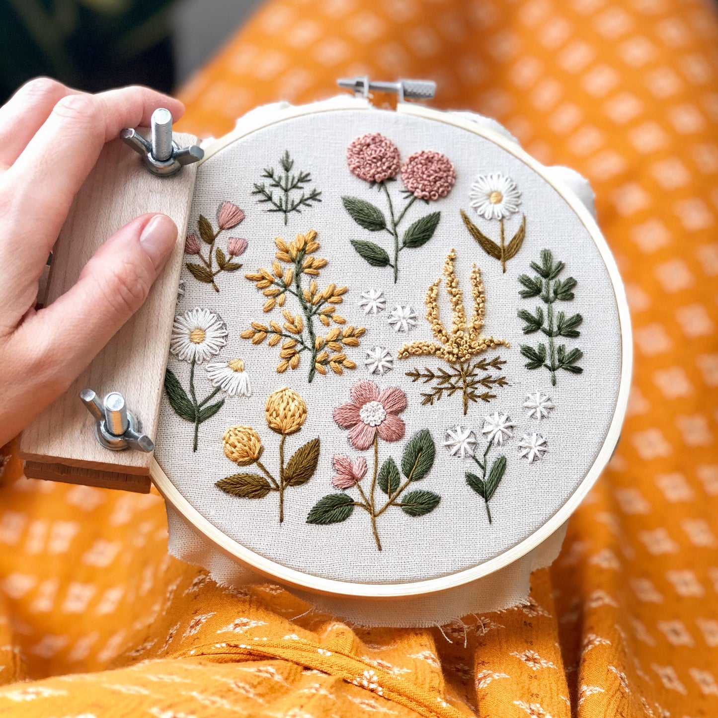Embroidery Kit | Floral