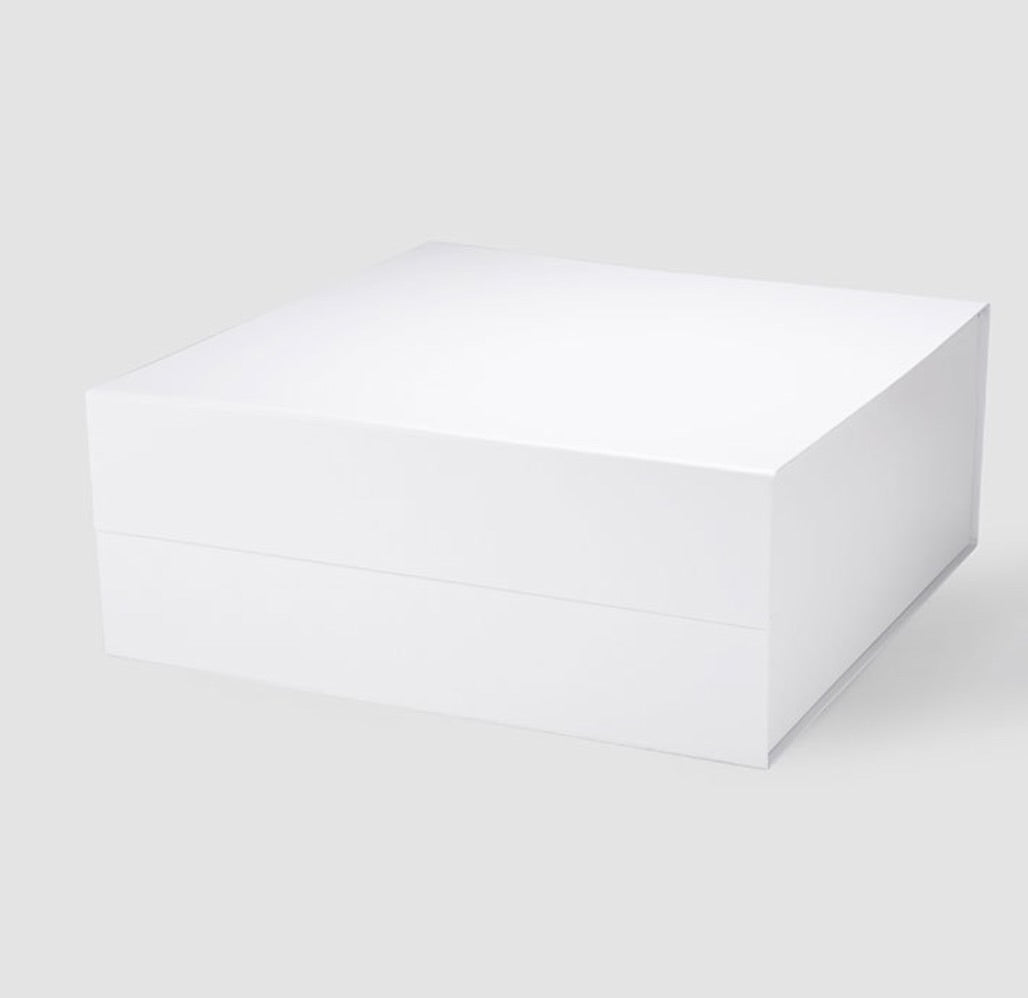 GIft Box | Large Square Magnetic Closure