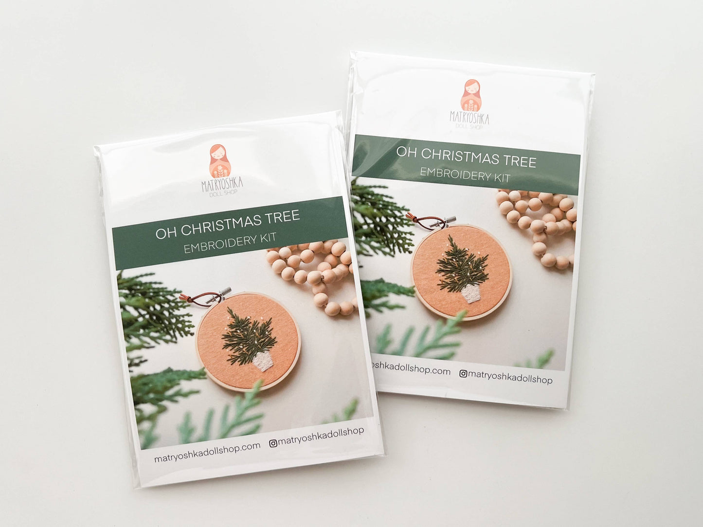 Christmas Tree Embroidery Kit – Beginner-Friendly Holiday Craft with Hoop, Threads & Printed Fabric